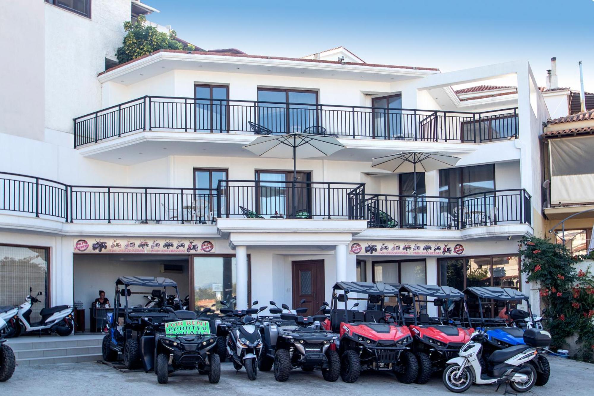 D & E Apartments Skiathos Exterior foto